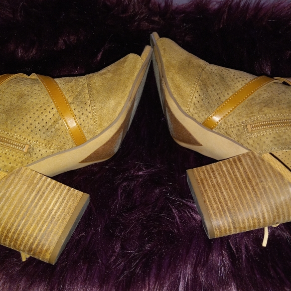 Block heels ankle boots - Picture 5 of 5